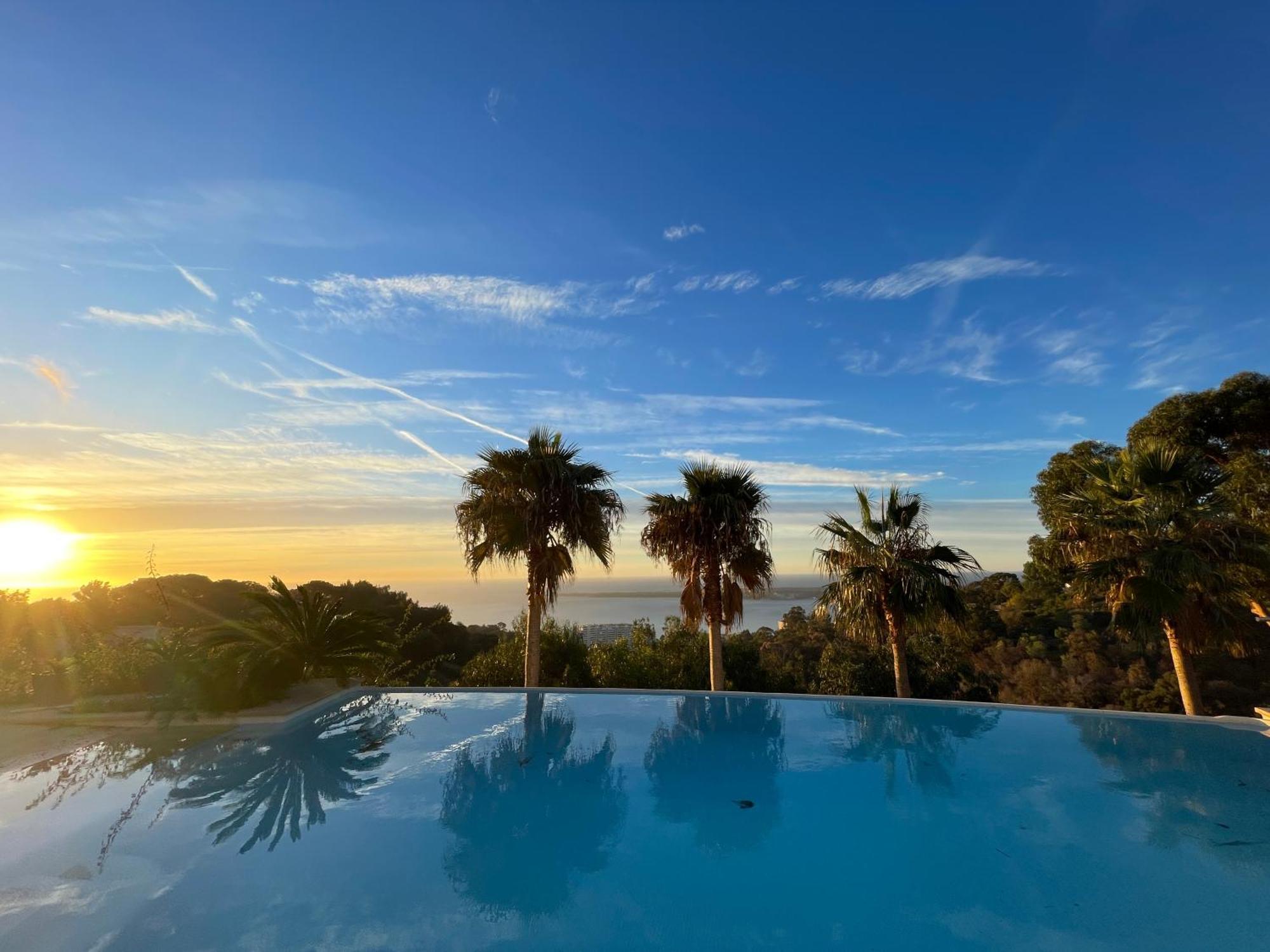 Le Clos Des Iles Vallauris Exterior photo